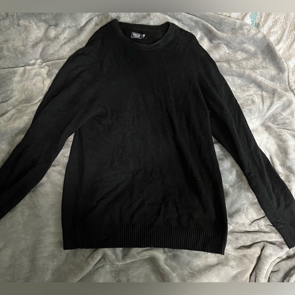 Denver Hayes long sleeve sweater size Large. - Picture 1 of 2